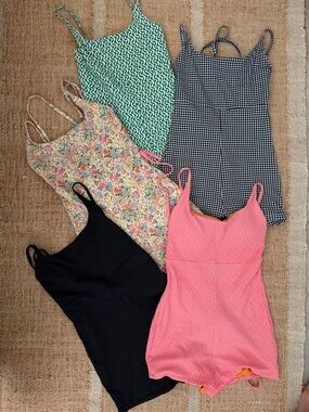 Mixed Colors Boy ShortOne-Piece Swimsuits (Set of 5) size medium like new